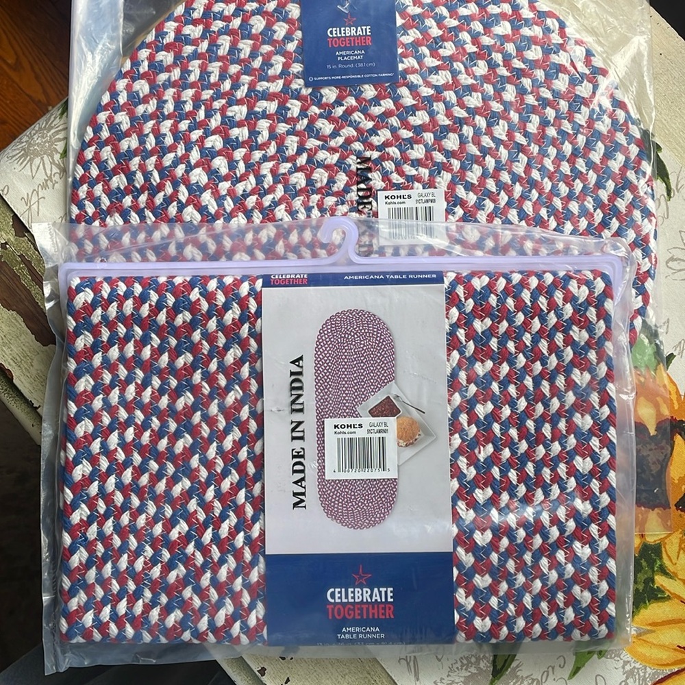 NWT Elegant Celebrate Together, Americana YarnDye Braid Table Runner & Placemat